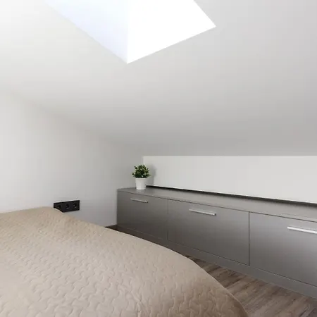 Stylish Paupys Loft With Balcony & View With Free Parking Apartment *